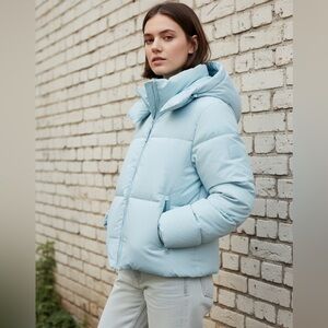 Mackage Tessy Hooded Puffer Down Jacket in Ice Blue Size M